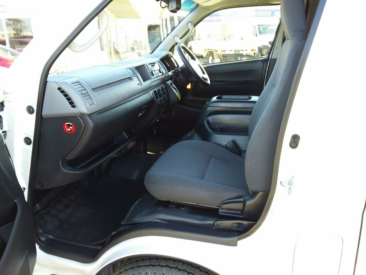 2013 TOYOTA HIACE KDH223R MY12 5 SP MANUAL 5D BUS