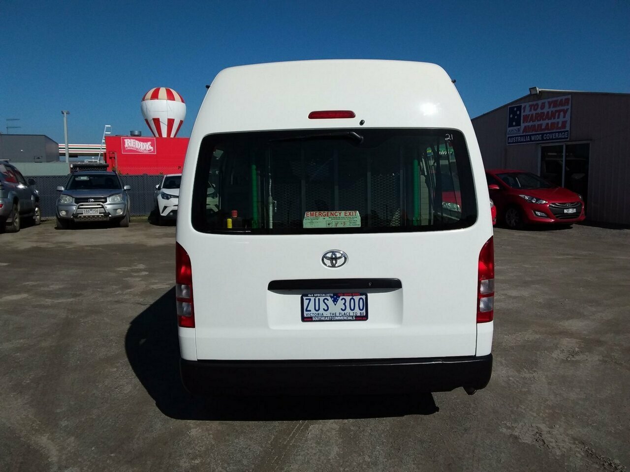 2013 TOYOTA HIACE KDH223R MY12 5 SP MANUAL 5D BUS