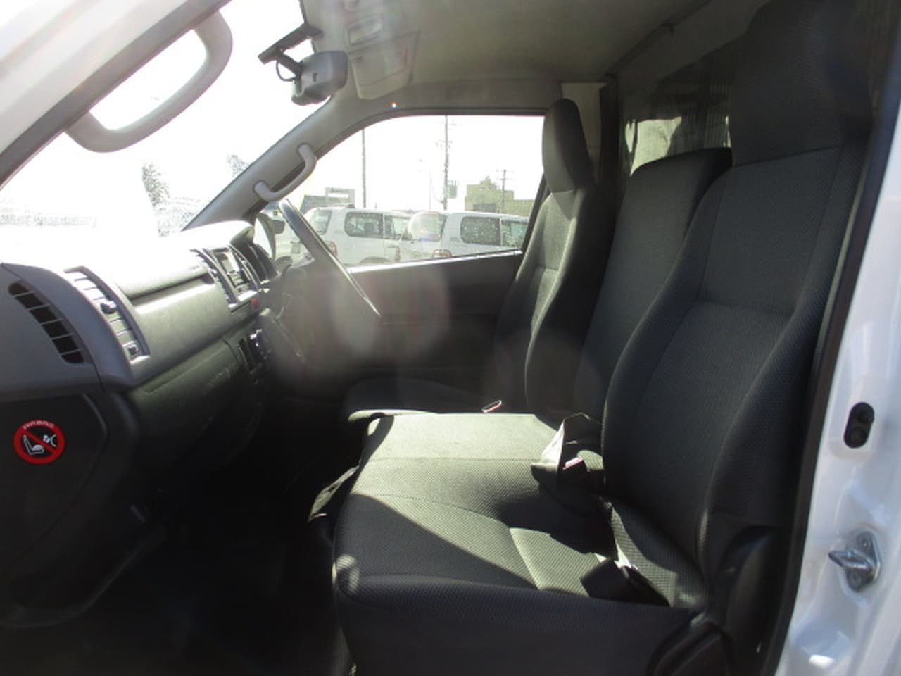 2013 TOYOTA HIACE KDH201R AUTOMATIC VAN