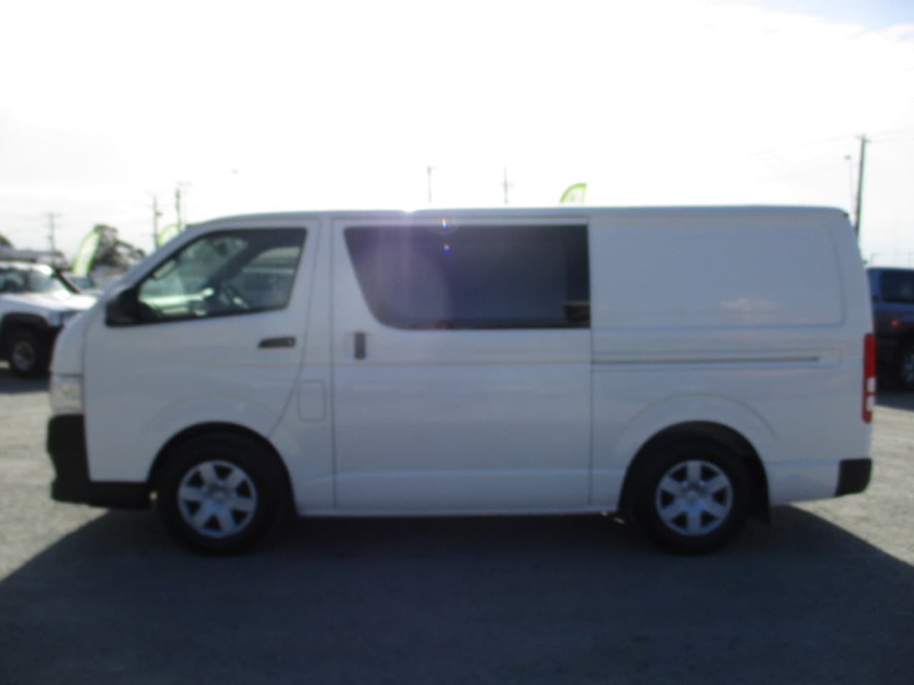 2013 TOYOTA HIACE KDH201R AUTOMATIC VAN