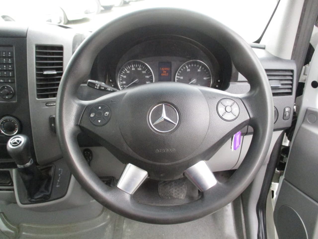 2014 MERCEDES-BENZ SPRINTER NCV3 AUTOMATIC CAB CHASSIS