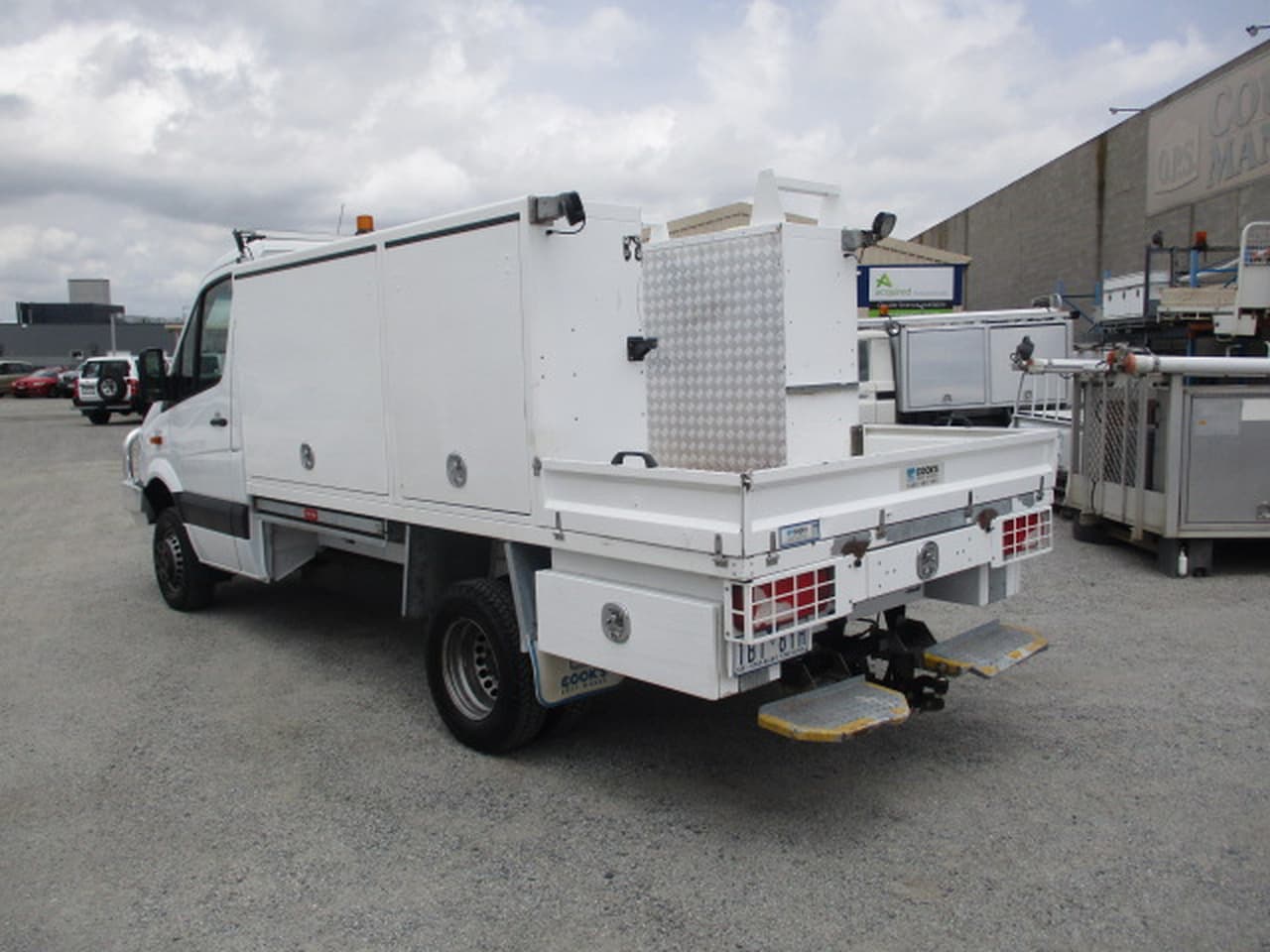 2014 MERCEDES-BENZ SPRINTER NCV3 AUTOMATIC CAB CHASSIS