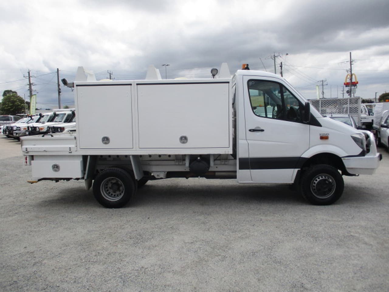 2014 MERCEDES-BENZ SPRINTER NCV3 AUTOMATIC CAB CHASSIS