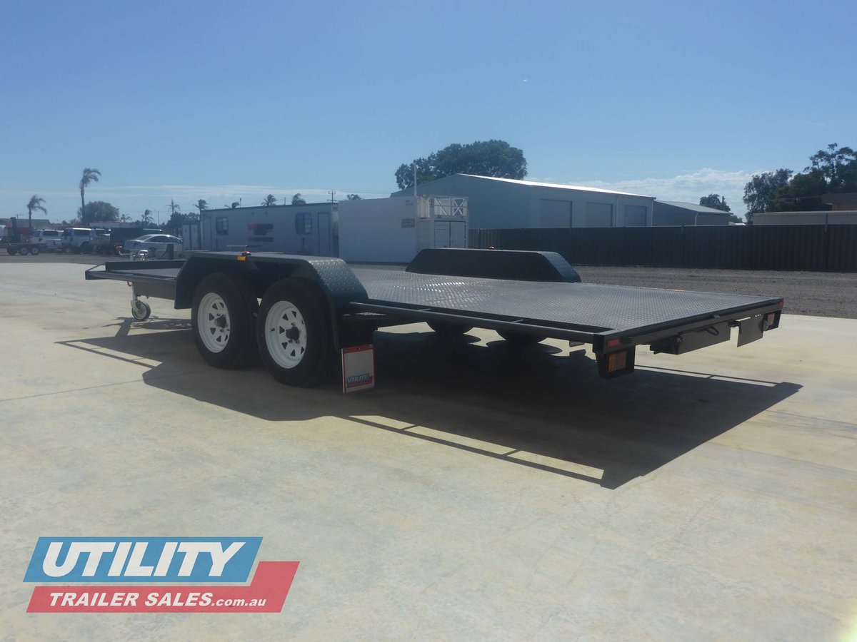 CUSTOM TRAILER