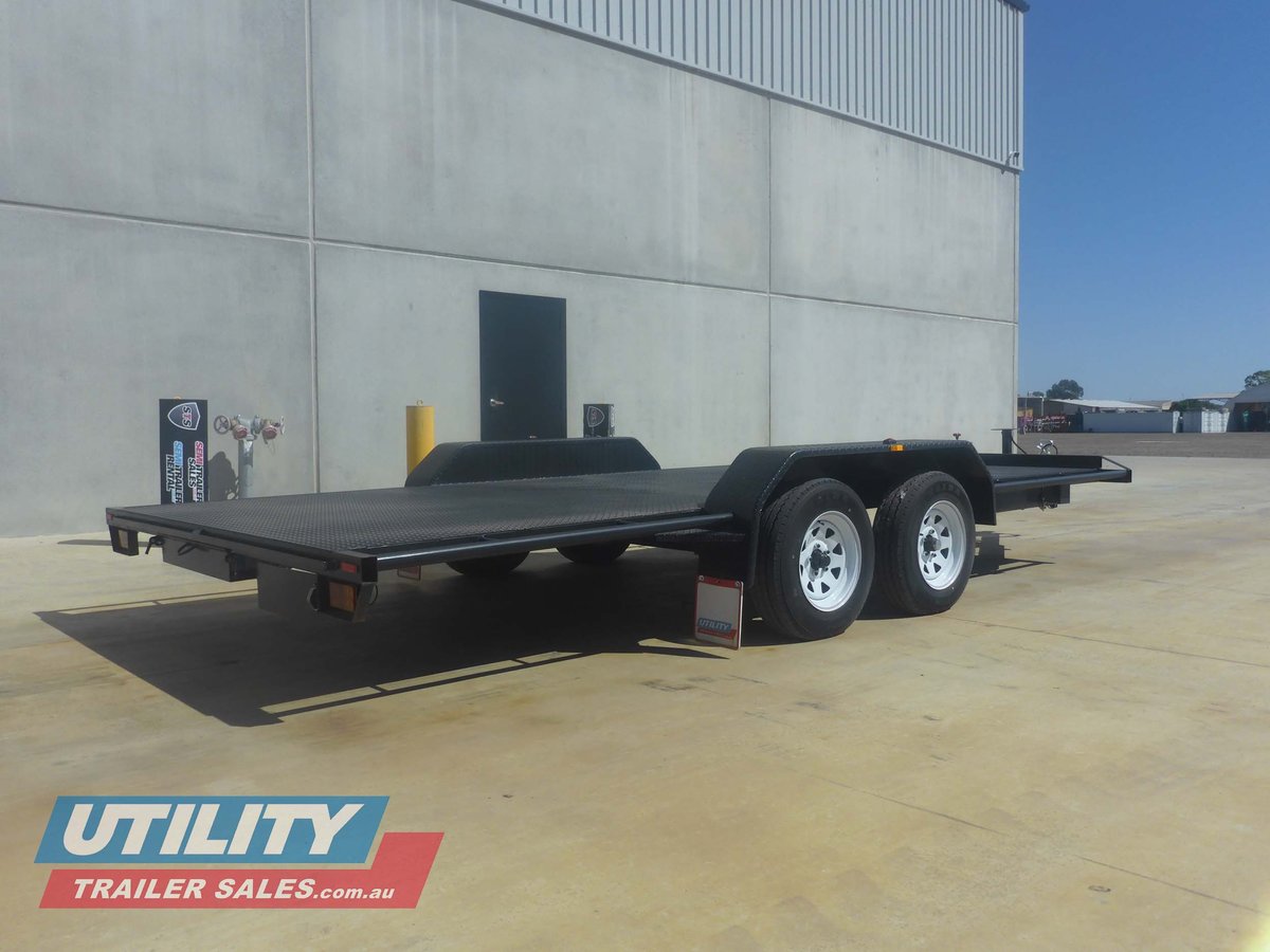 CUSTOM TRAILER