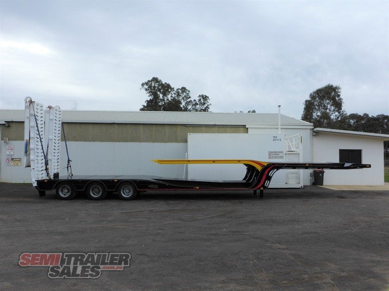 2013 CUSTOM KENNEDY DROP DECK WITH RAMPS