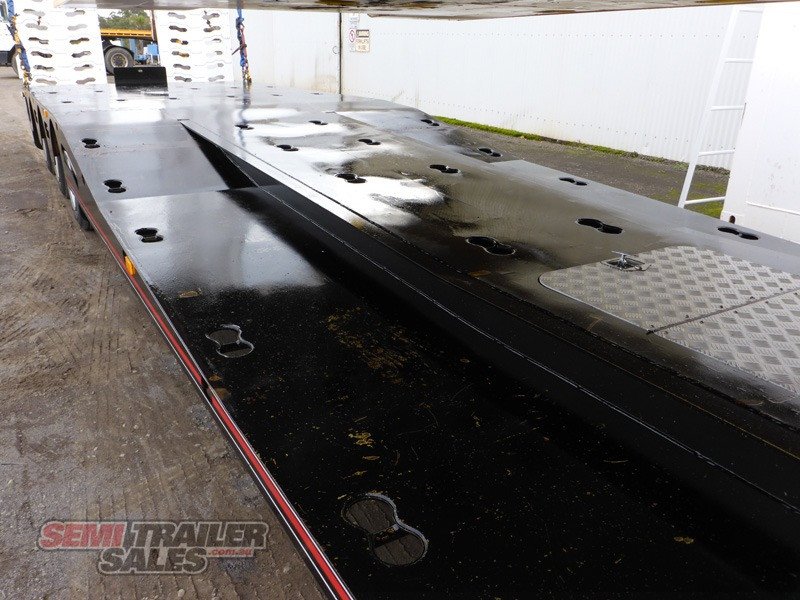 2013 CUSTOM KENNEDY DROP DECK WITH RAMPS