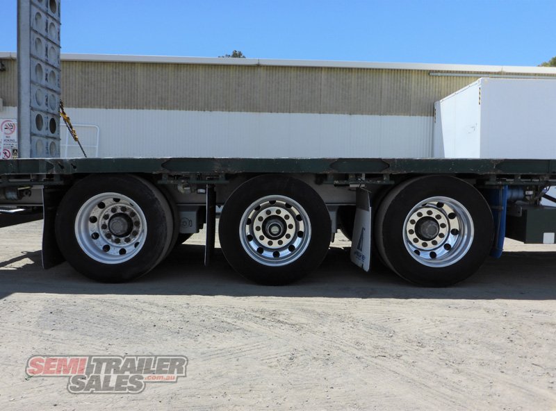 2010 MAXITRANS SEMI DROPDECK WITH RAMPS
