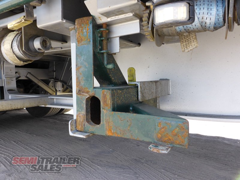 2010 MAXITRANS SEMI DROPDECK WITH RAMPS