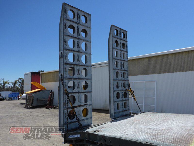 2010 MAXITRANS SEMI DROPDECK WITH RAMPS