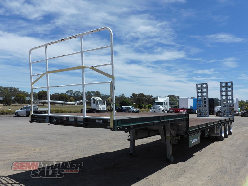 2010 MAXITRANS SEMI DROPDECK WITH RAMPS