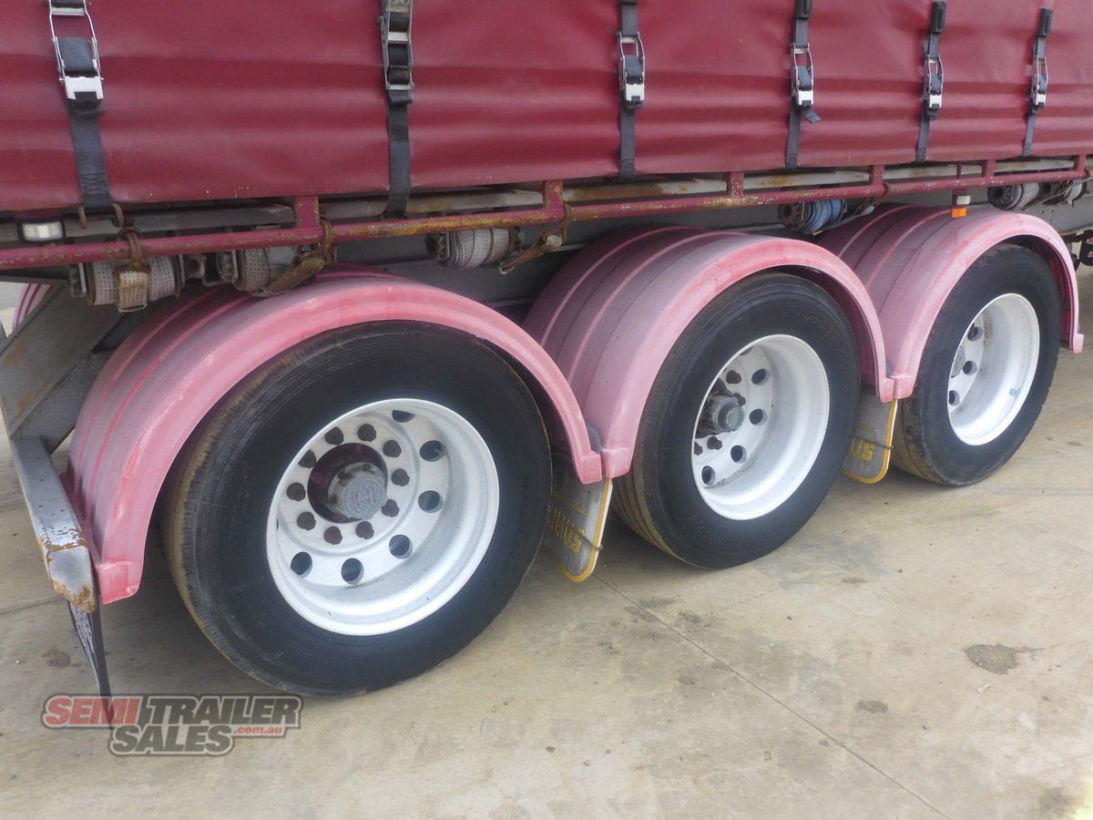 LUSTY TIPPER TRAILER