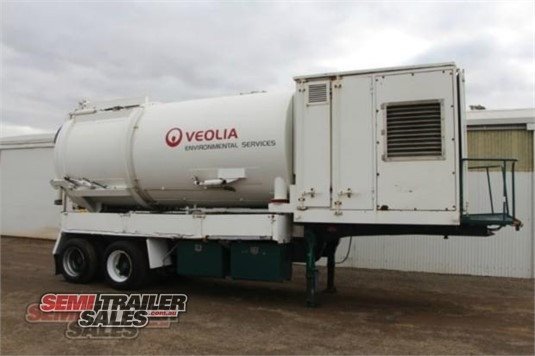 BARKER TANKER TRAILER