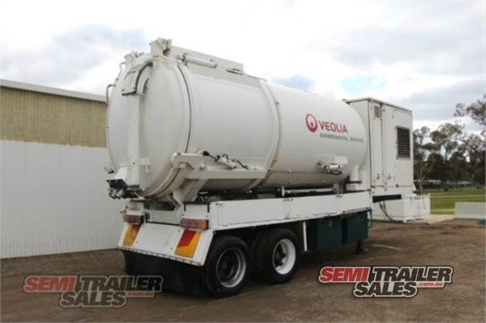 BARKER TANKER TRAILER