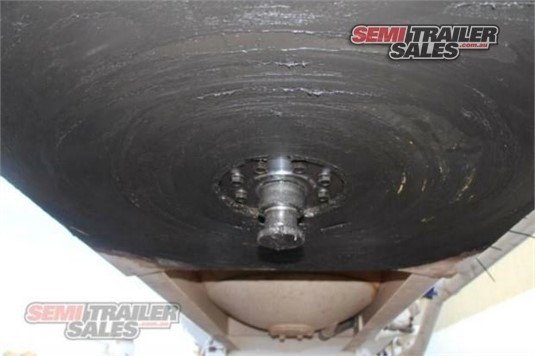1990 KOCKUMS SEMI BULK DRY TANKER TRAILER