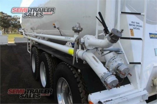1990 KOCKUMS SEMI BULK DRY TANKER TRAILER