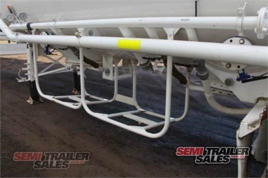 1990 KOCKUMS SEMI BULK DRY TANKER TRAILER
