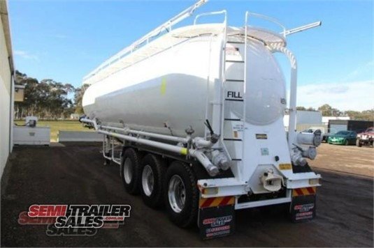 1990 KOCKUMS SEMI BULK DRY TANKER TRAILER