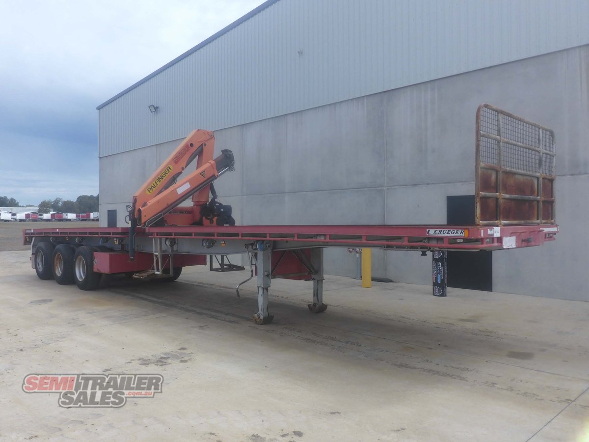 KRUEGER FLAT TOP TRAILER