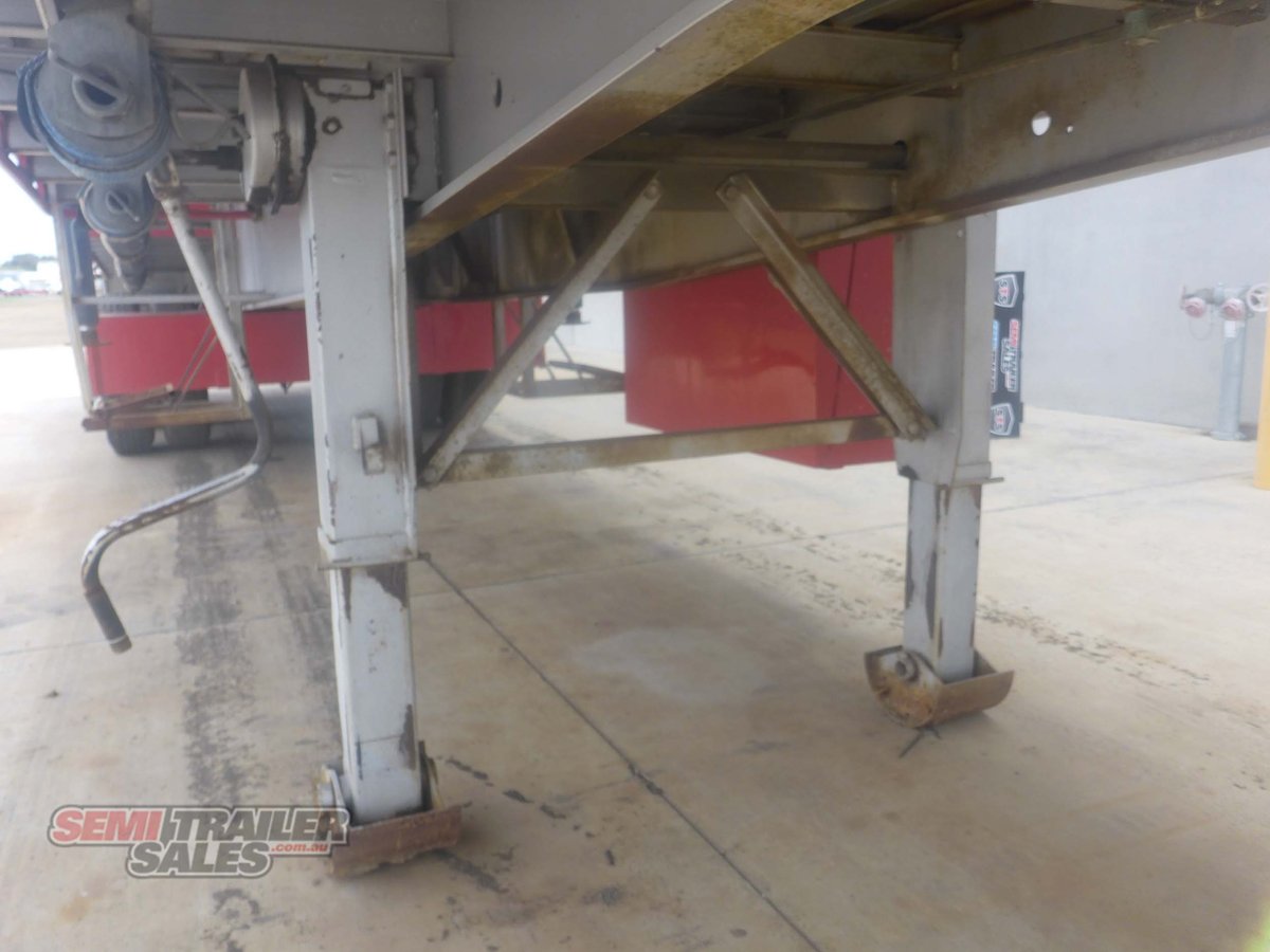 KRUEGER FLAT TOP TRAILER