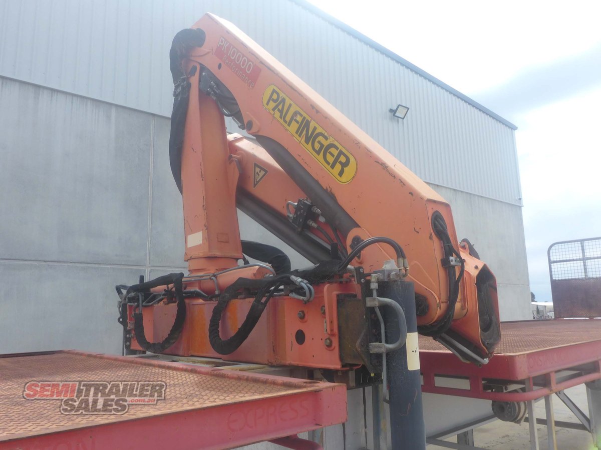 KRUEGER FLAT TOP TRAILER