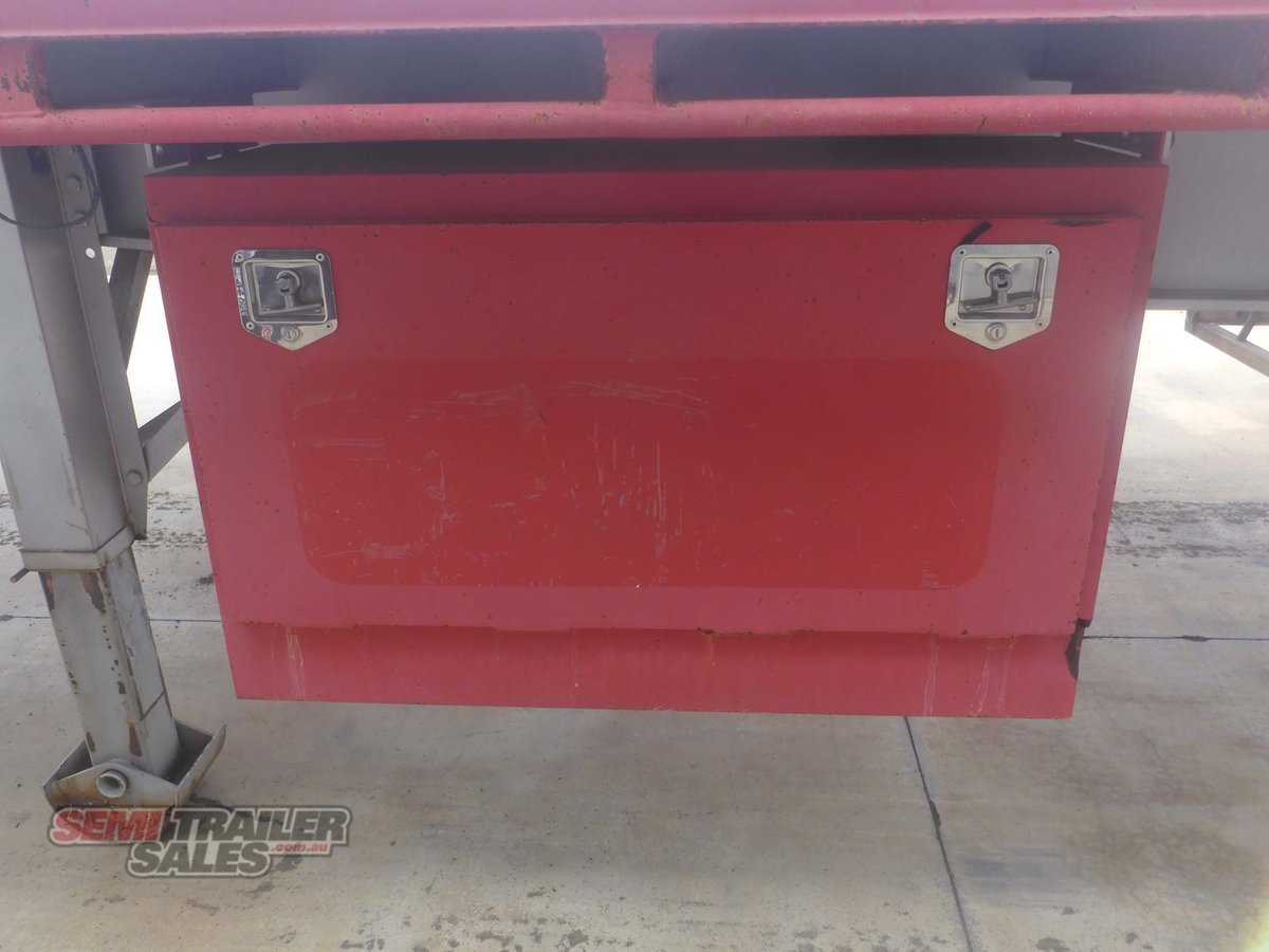 KRUEGER FLAT TOP TRAILER