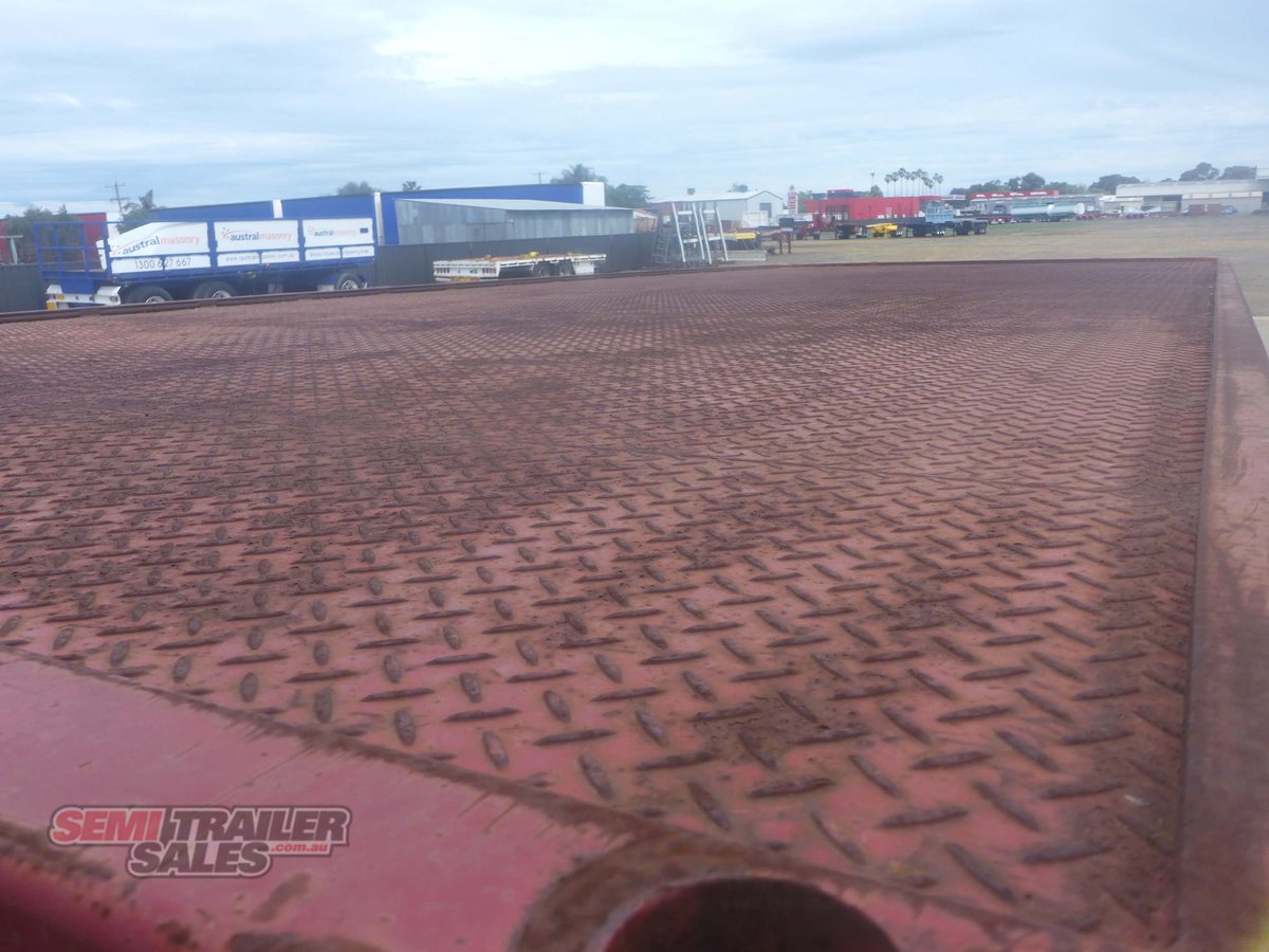 KRUEGER FLAT TOP TRAILER