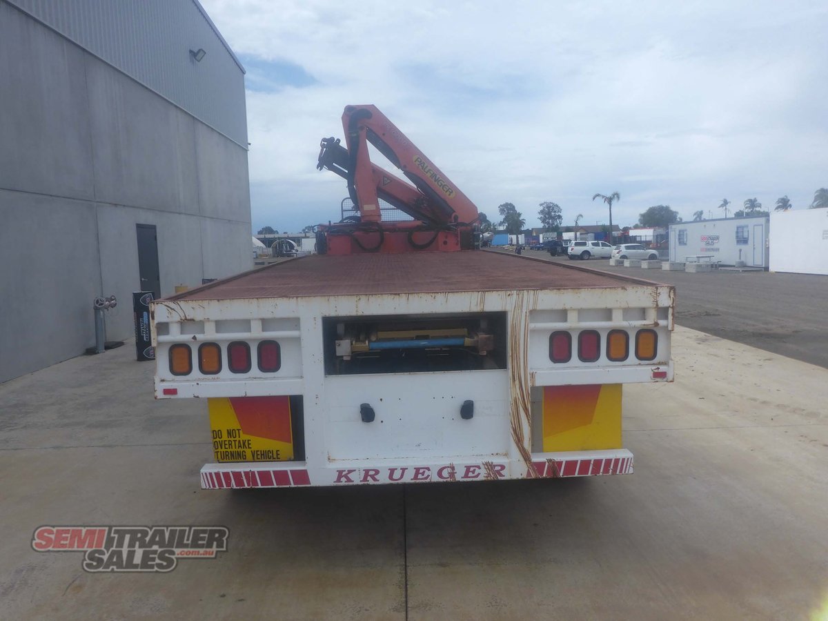 KRUEGER FLAT TOP TRAILER