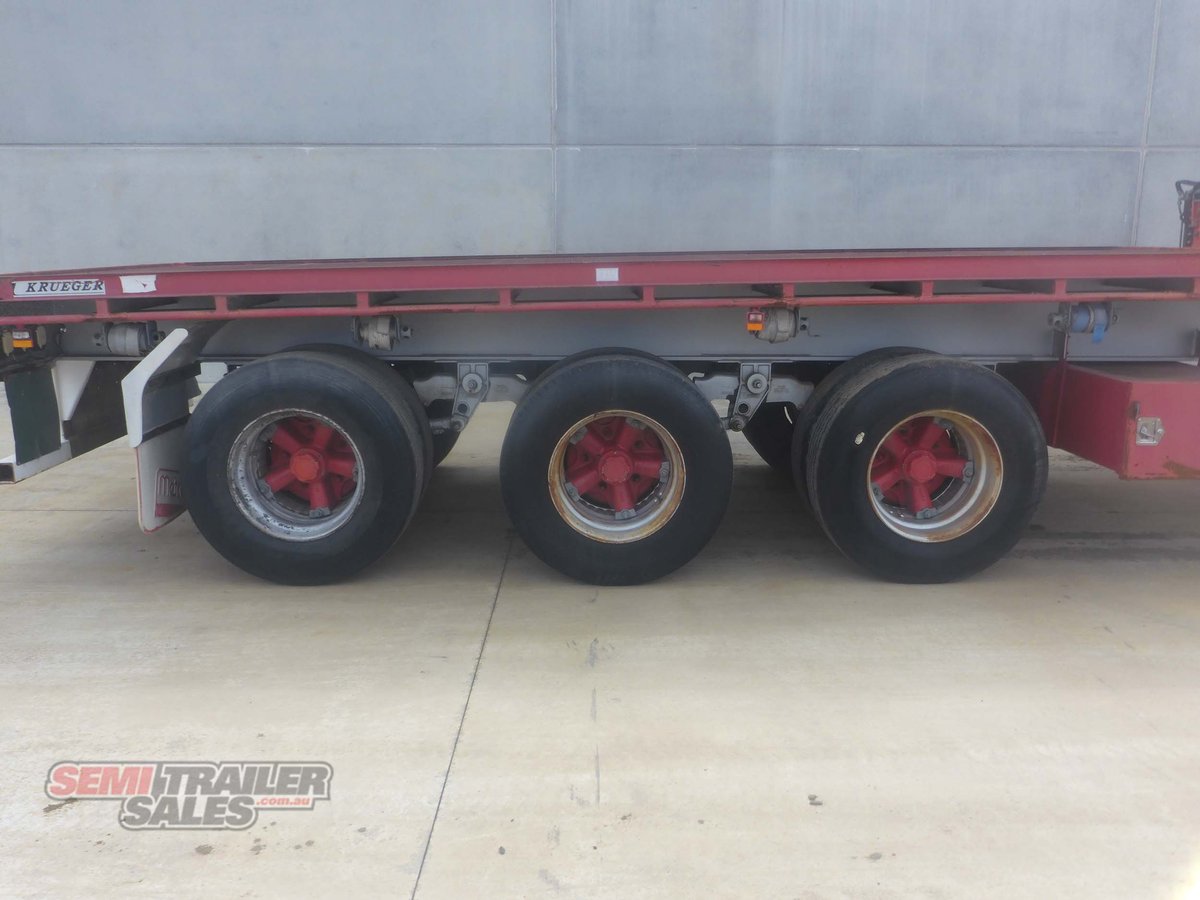 KRUEGER FLAT TOP TRAILER
