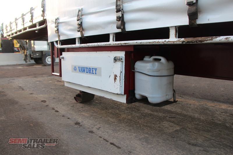 1997 VAWDREY SEMI DROP DECK CURTAINSIDER TRAILER