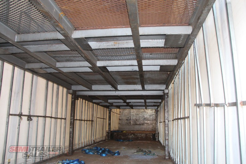 1997 VAWDREY SEMI DROP DECK CURTAINSIDER TRAILER
