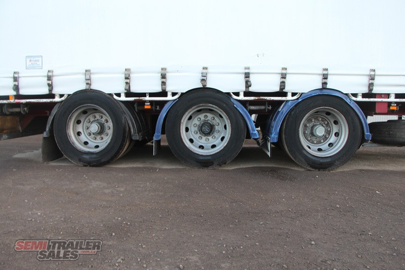 1997 VAWDREY SEMI DROP DECK CURTAINSIDER TRAILER