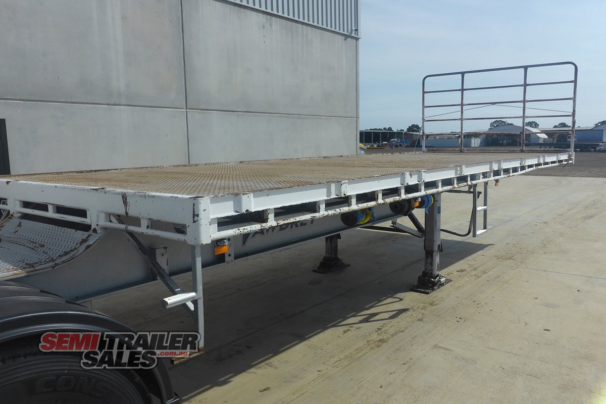 VAWDREY FLAT TOP TRAILER