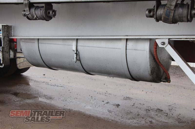 2002 KRUEGER B/D LEAD/MID 12 PALLET CURTAINSIDER TRAILER - (RENTAL)