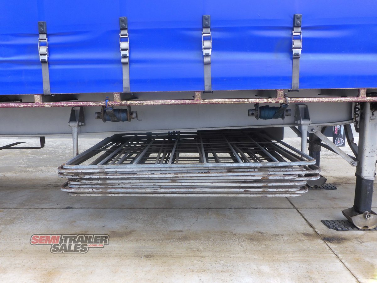 KRUEGER CURTAINSIDER TRAILER