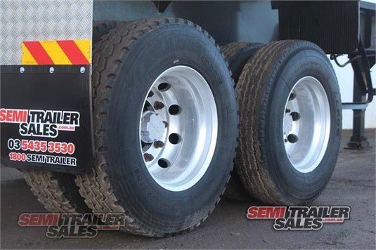 HAMELEX WHITE SKEL TRAILER