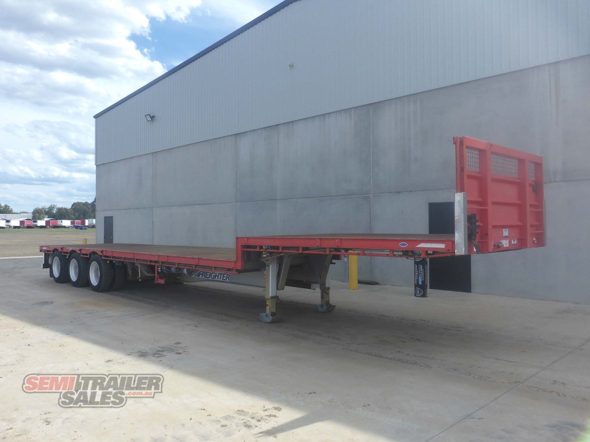 MAXITRANS DROP DECK TRAILER