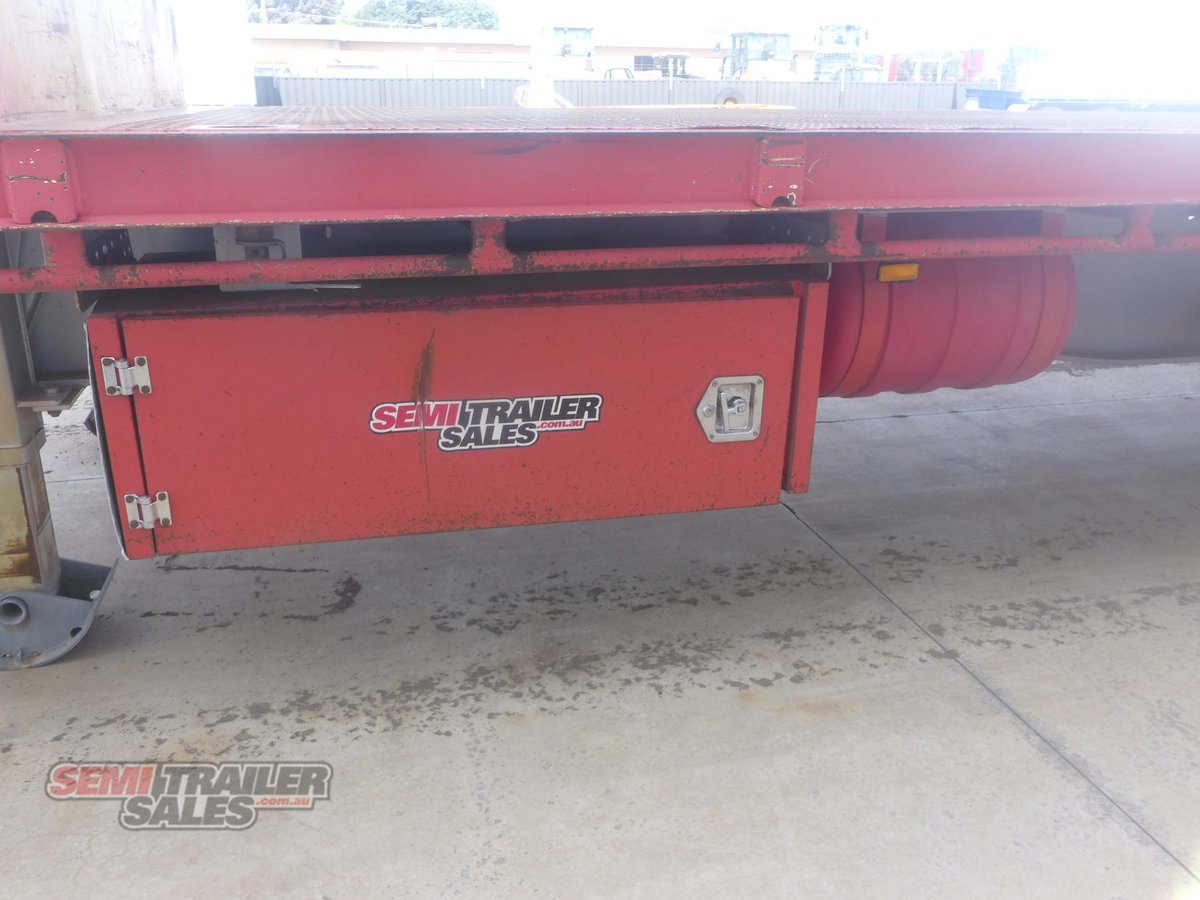 MAXITRANS DROP DECK TRAILER