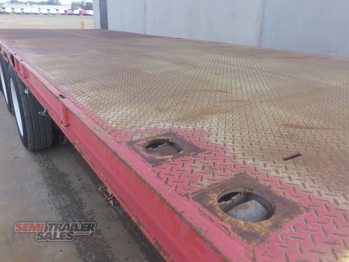 MAXITRANS DROP DECK TRAILER