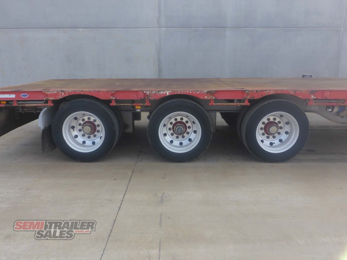 MAXITRANS DROP DECK TRAILER