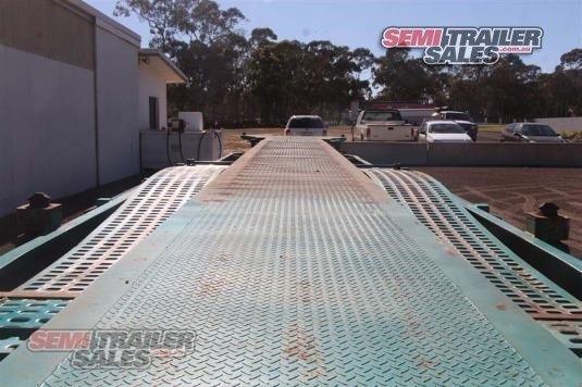 BARKER SKEL TRAILER