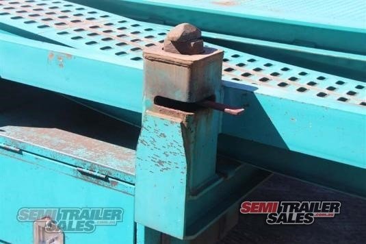 BARKER SKEL TRAILER