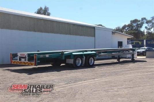 BARKER SKEL TRAILER