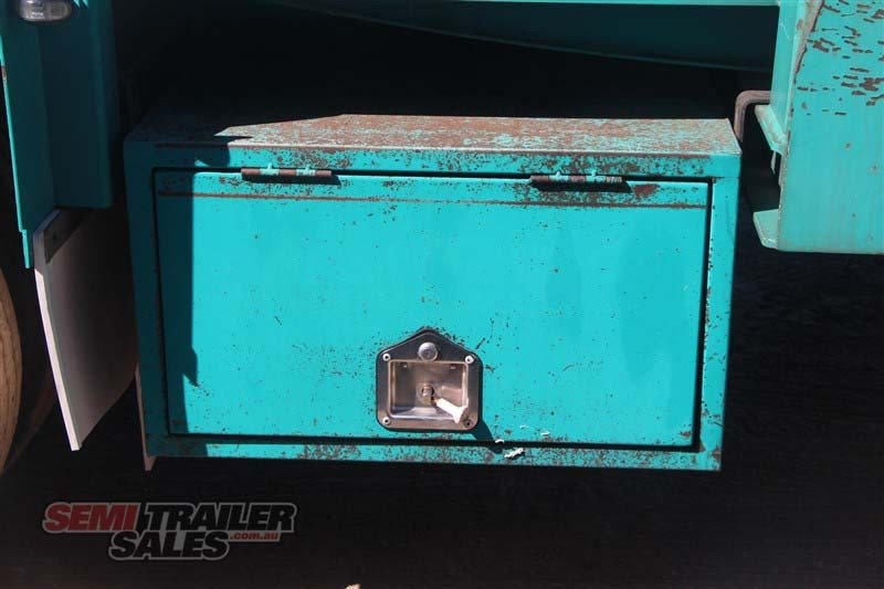 BARKER SKEL TRAILER