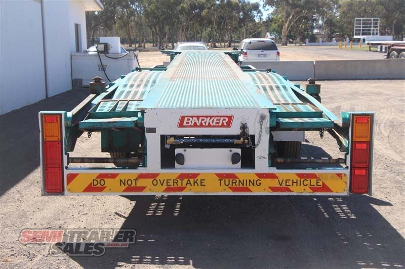 BARKER SKEL TRAILER