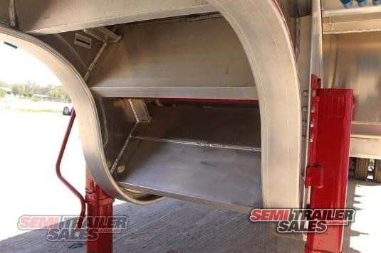 EAST DROP DECK TRAILER