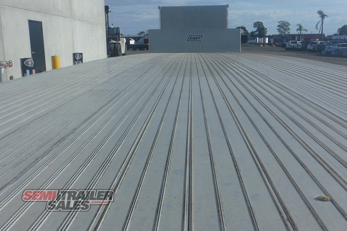EAST DROP DECK TRAILER