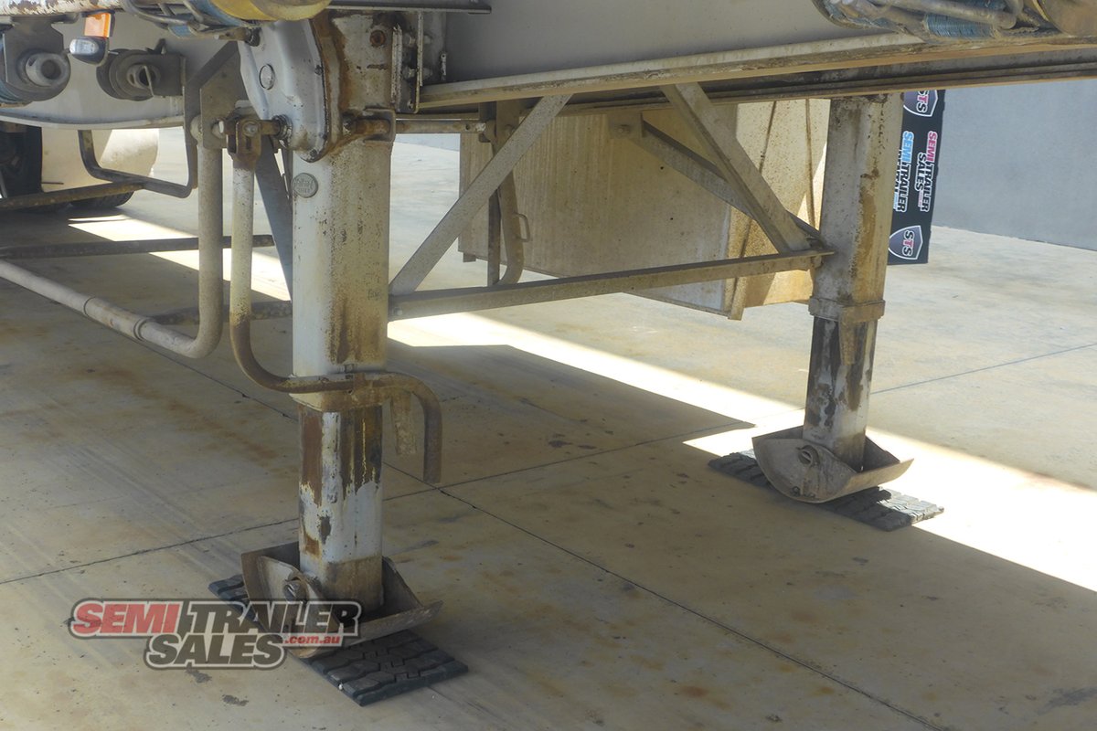 FREIGHTER CURTAINSIDER TRAILER