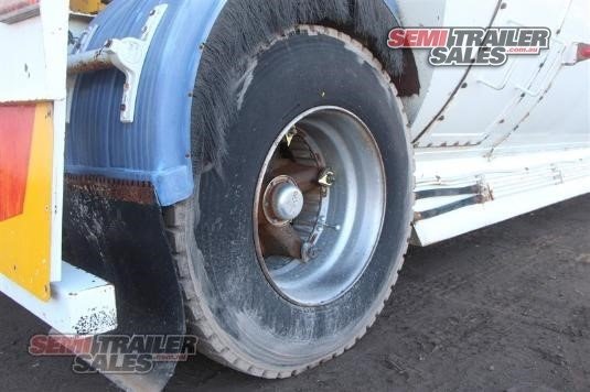 AIR RIDE TANKER TRAILER