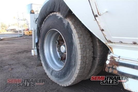 AIR RIDE TANKER TRAILER